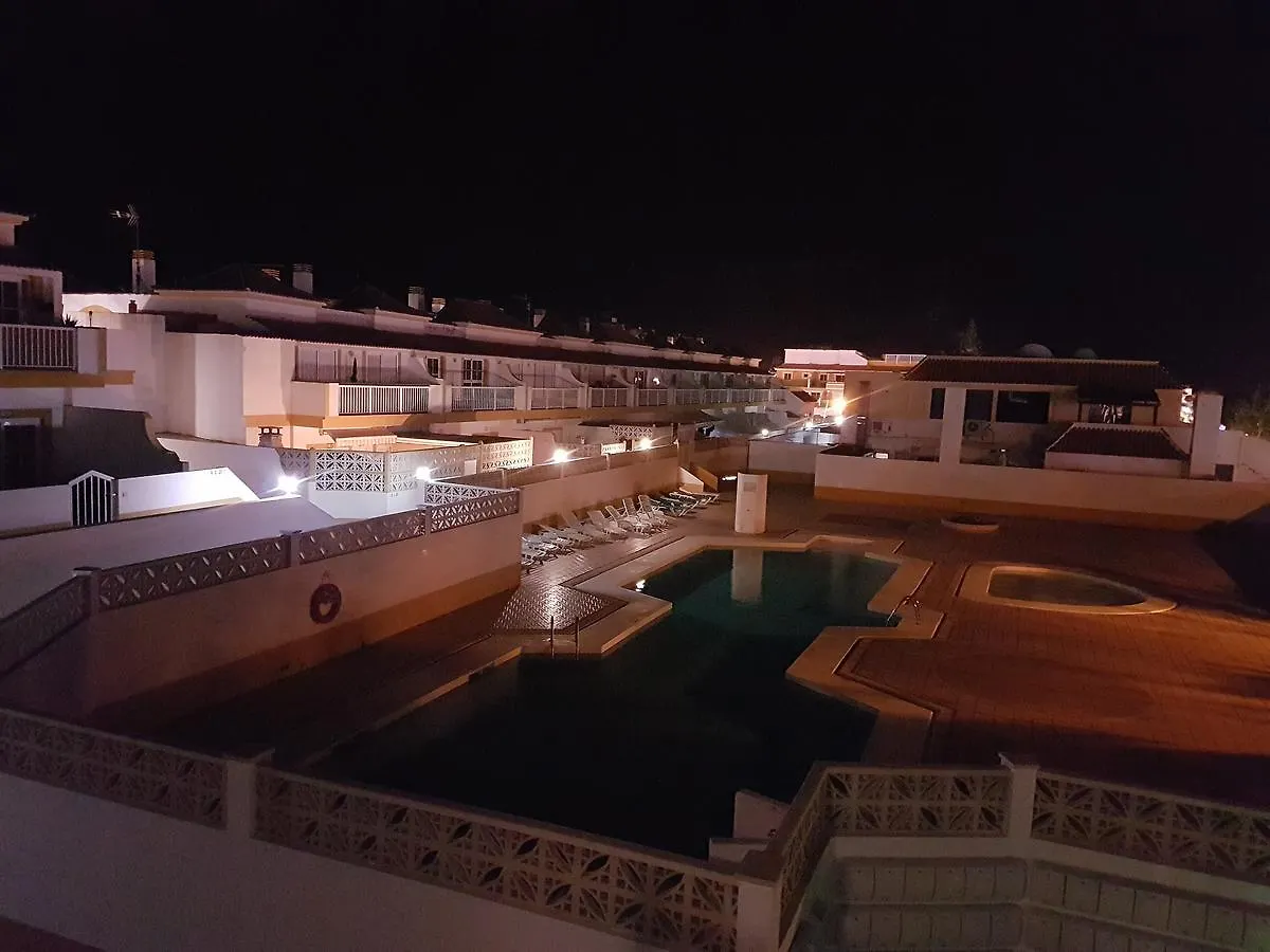 Апартаменты Отель Apartamento Caleta Amigos Калета-де-Фусте